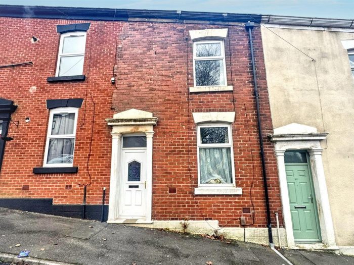 Oozehead Lane, Blackburn